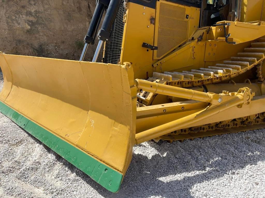 CAT D9N Buldozere pe senile