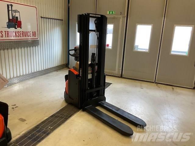 Toyota SWE 120 L Transpaleta manuala
