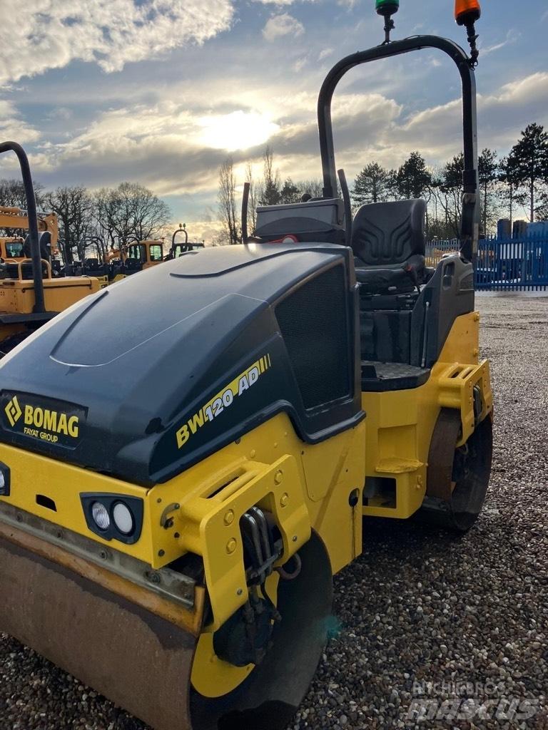 Bomag BW 120 AD-5 Cilindri compactori dubli