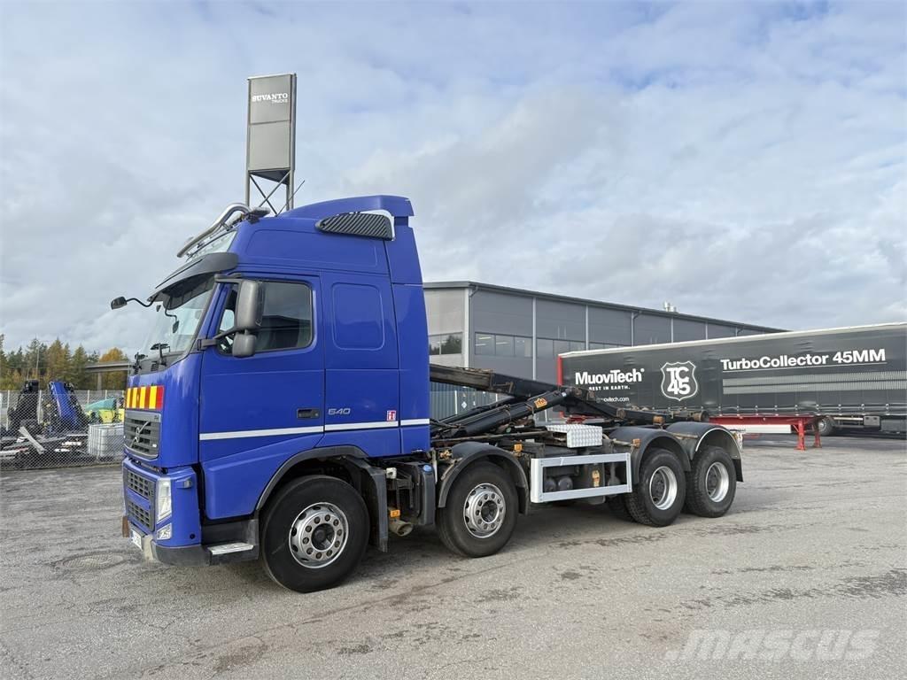 Volvo FH 540 8X4 Camion cu carlig de ridicare