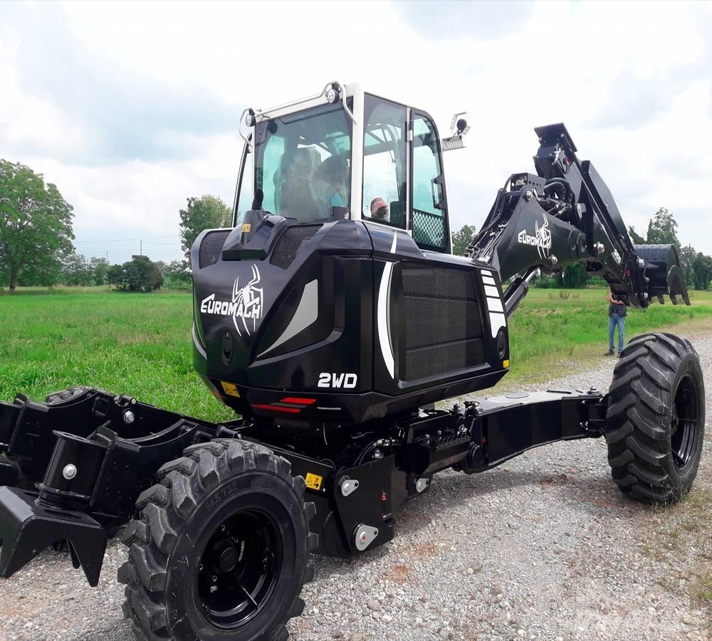 Euromach R955 Excavator amfibiu