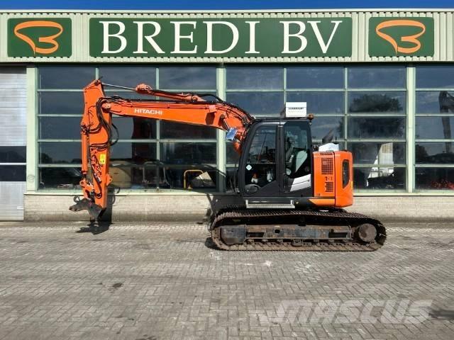 Hitachi ZX 135 US-6 Excavatoare pe șenile
