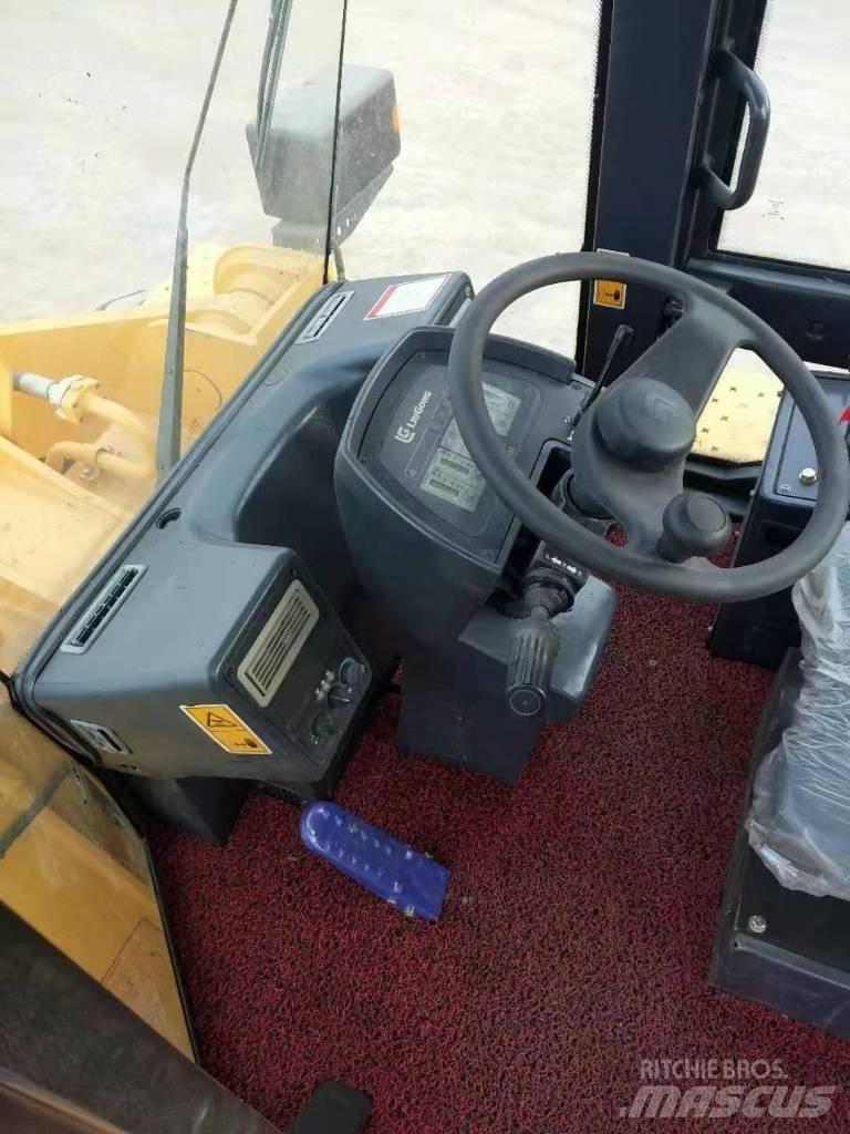 LiuGong 856 H Incarcator pe pneuri