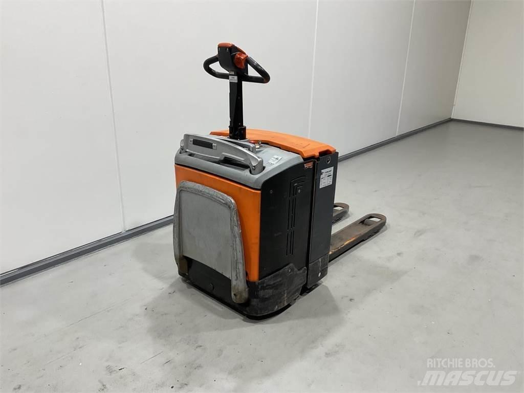 Rocla TP20AC Transpaleta cu platforma