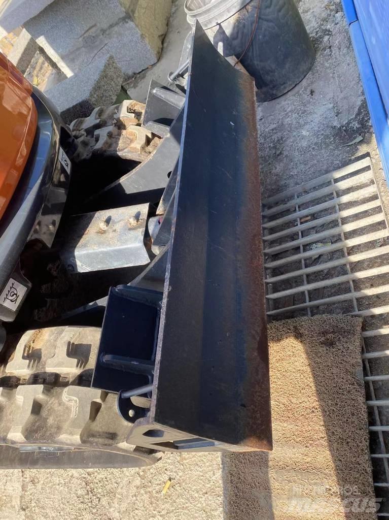 Doosan DX 17 Mini excavatoare < 7t