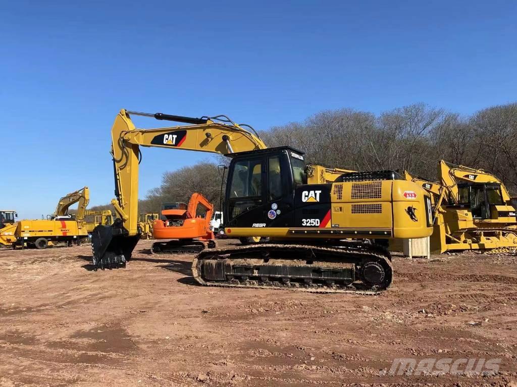 CAT 325D Excavatoare pe șenile
