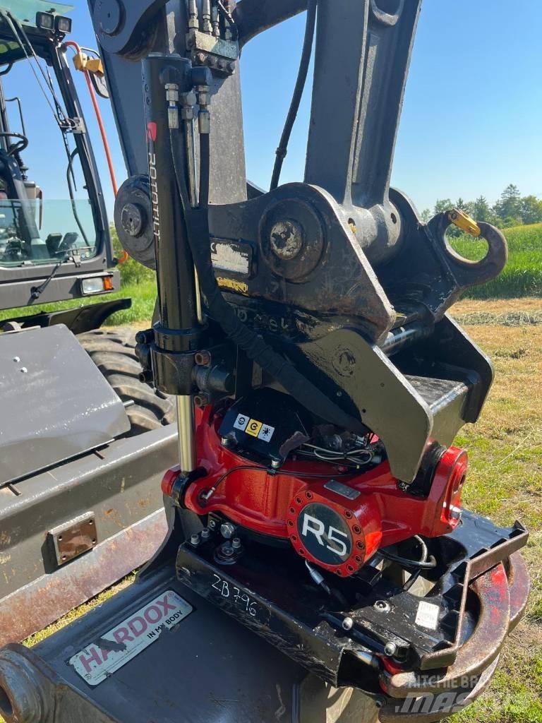 Volvo EW 160 E Excavatoare cu roti