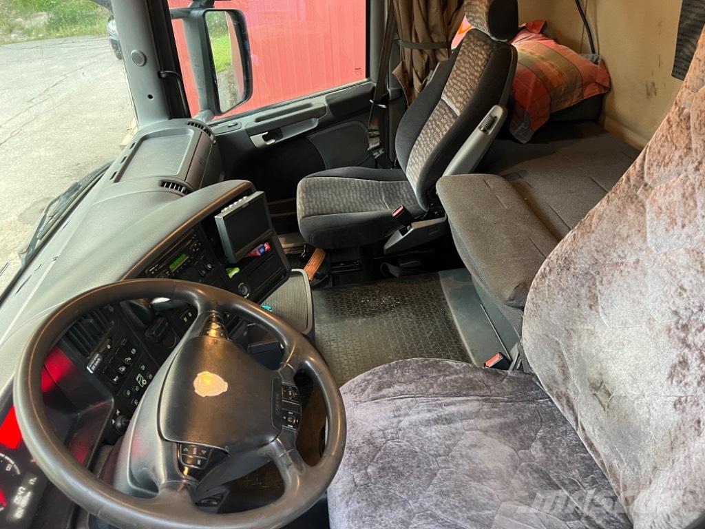 Scania R 500 Camion cu carlig de ridicare