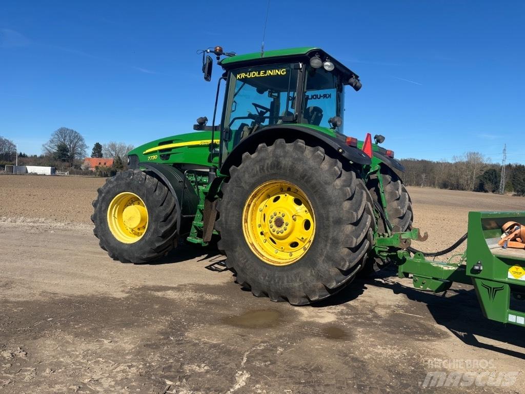 John Deere 7730 Tractoare