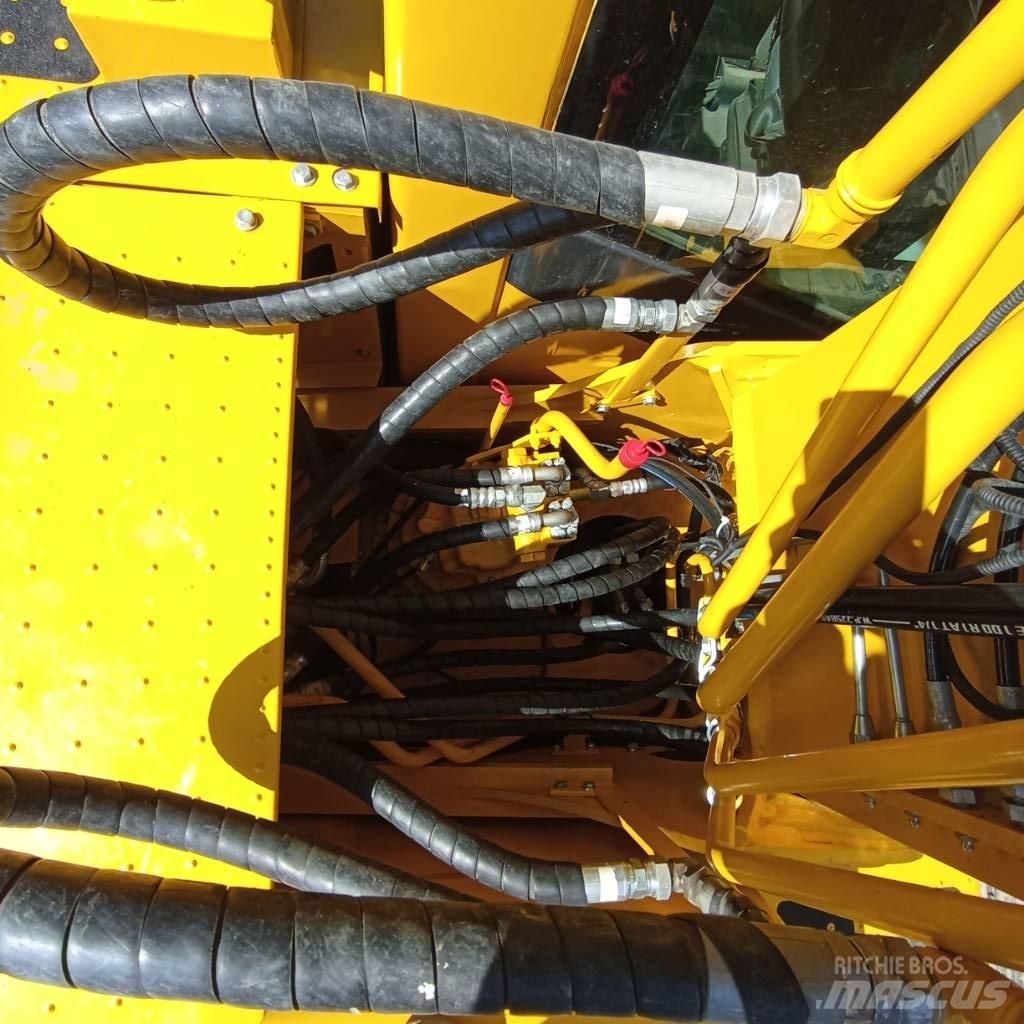 Komatsu PC 200-8N1 Excavatoare pe șenile
