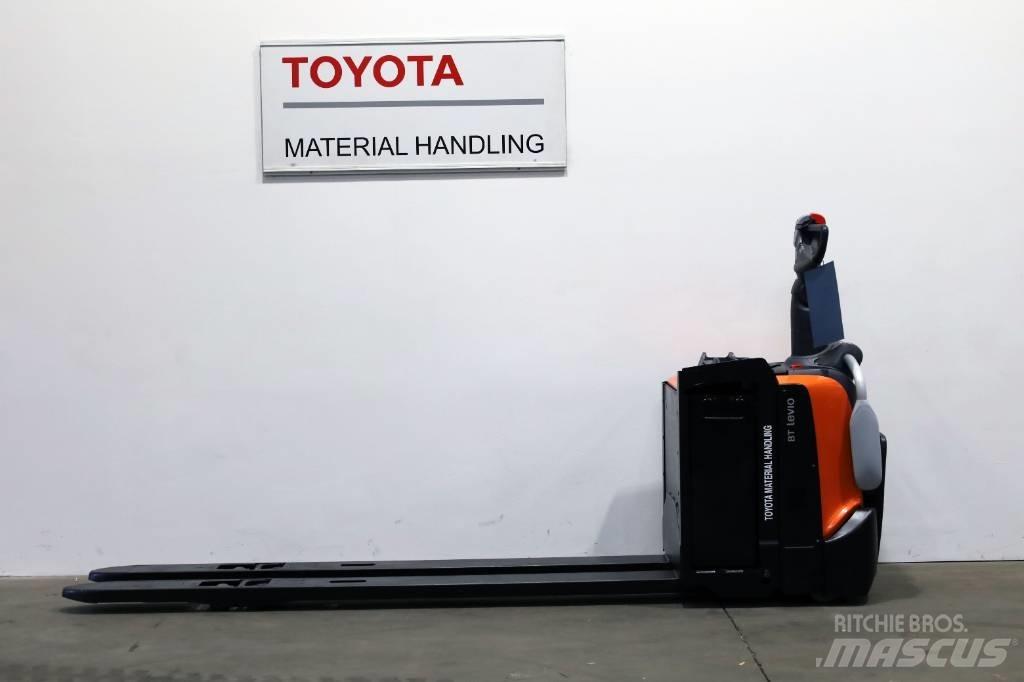 Toyota LPE 250 Transpaleta cu platforma