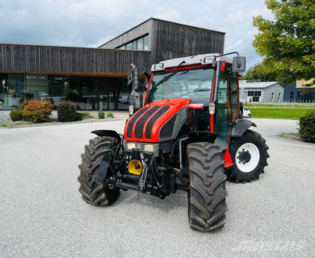 Reform Mounty 100V Tractoare