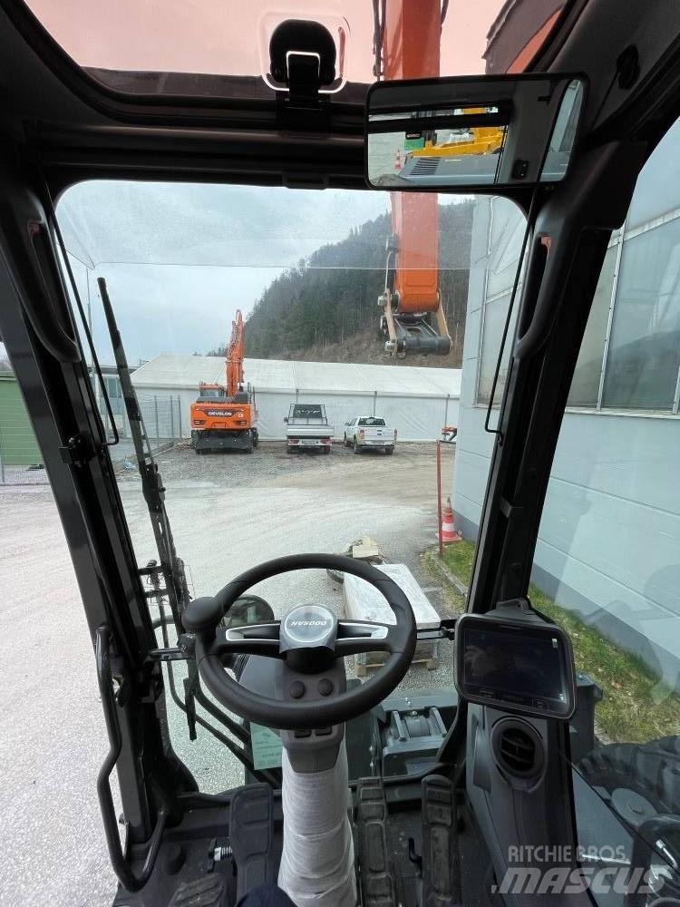 Develon DX 210 W-7 Excavatoare