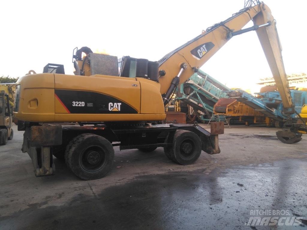 CAT M 322D MH Paleta de manipulare