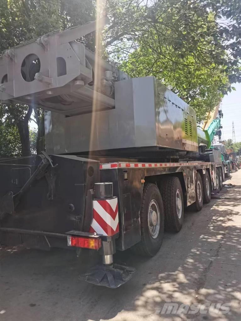 Zoomlion 220 Ton Macara pentru orice teren