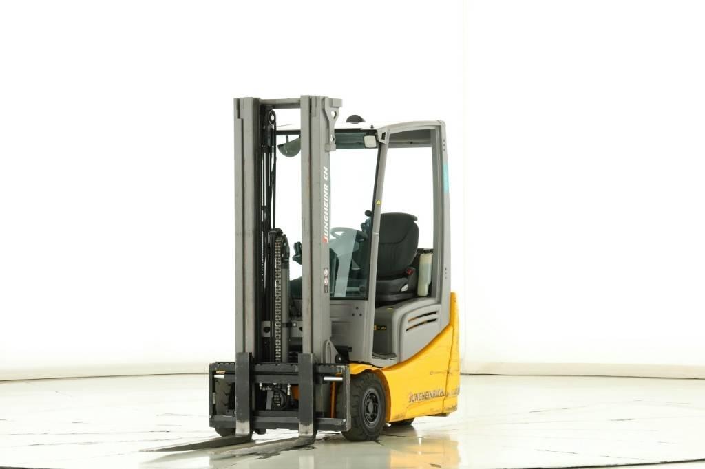 Jungheinrich EFG 215 Stivuitor electric
