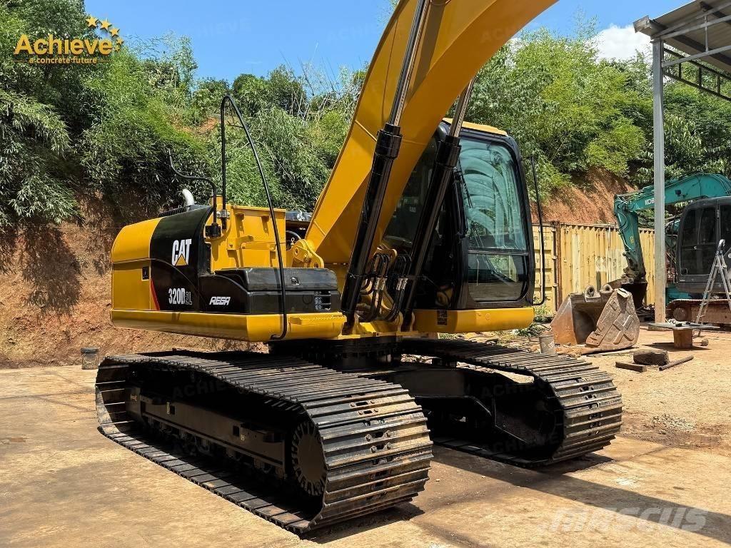 CAT 320 D2L Excavatoare pe șenile
