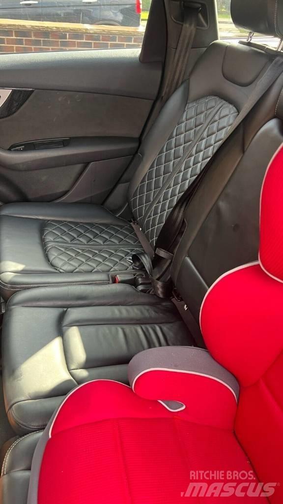 Audi SQ7 Masini