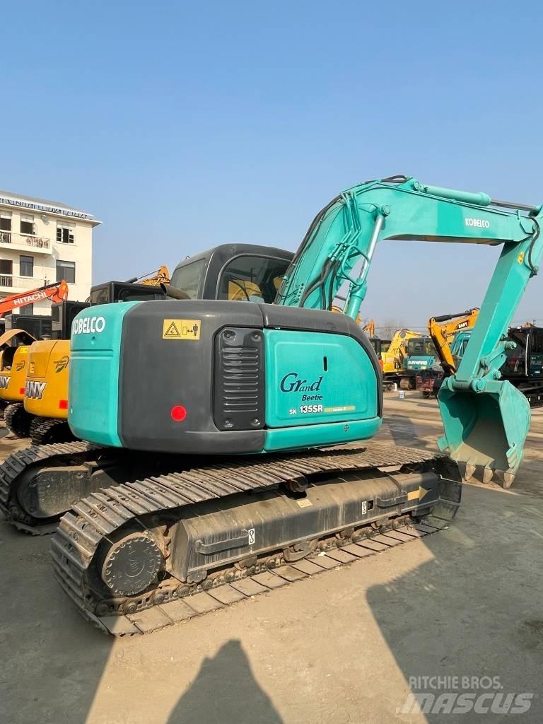 Kobelco SK 135 Excavatoare pe șenile
