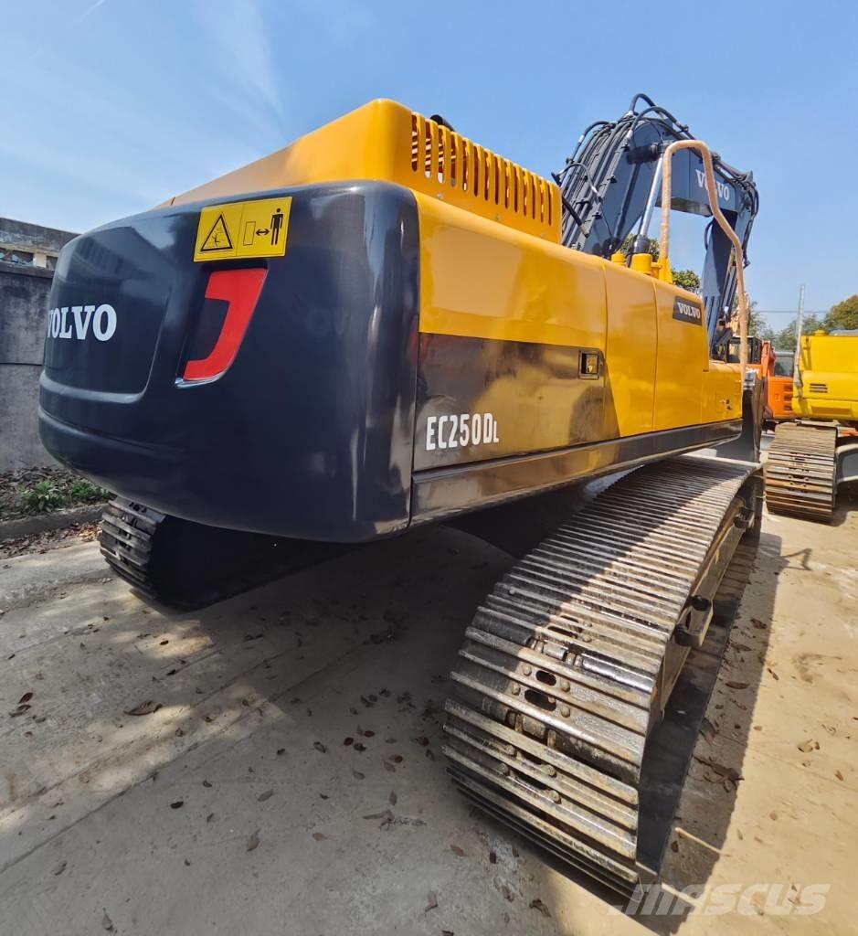 Volvo EC 250 D L Excavatoare pe șenile
