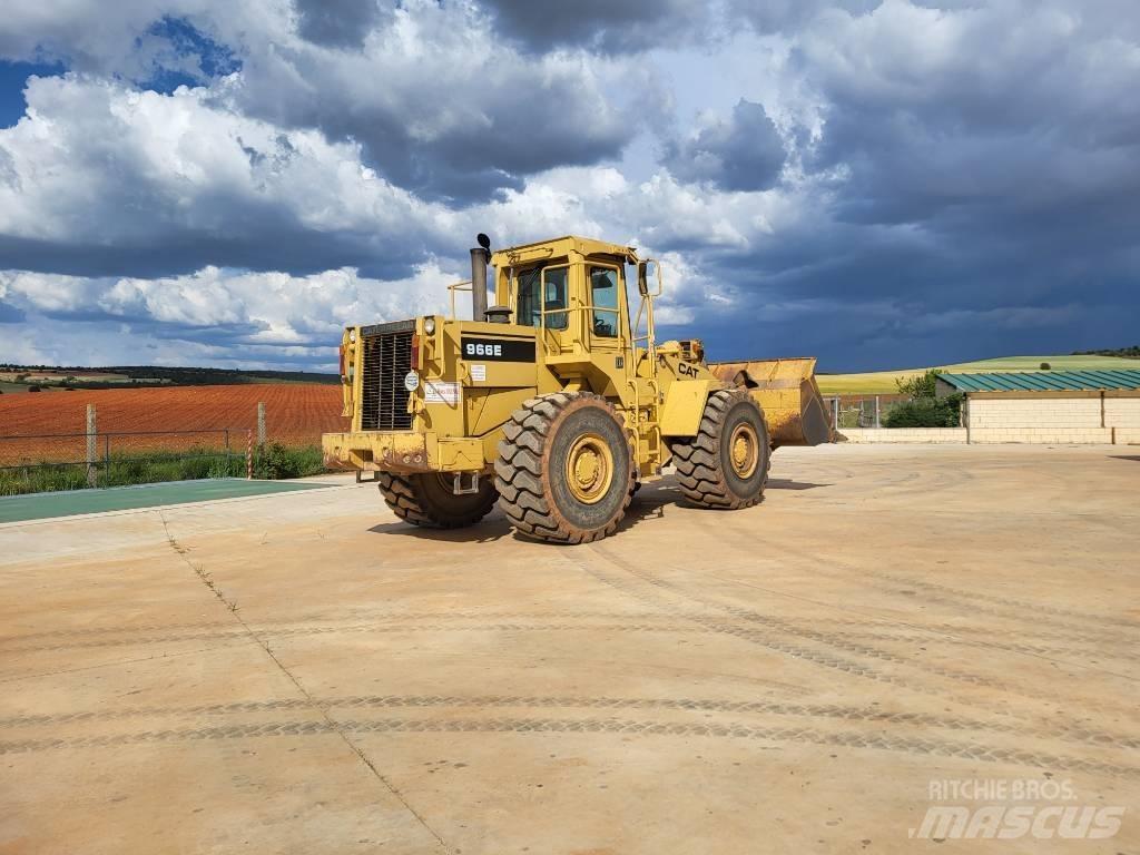 CAT 966E Incarcator pe pneuri