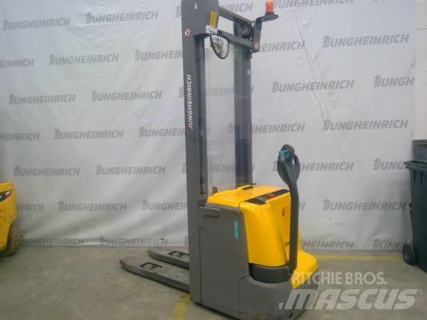 Jungheinrich EJC 220 Transpaleta manuala