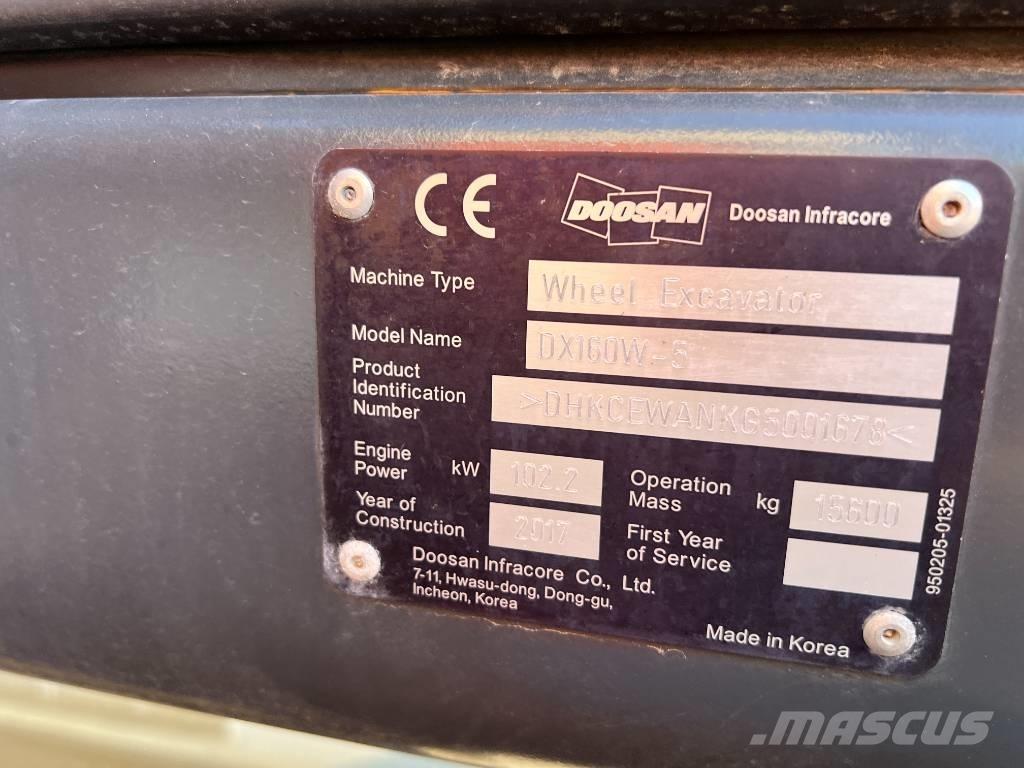 Doosan DX160W-5 Excavatoare cu roti