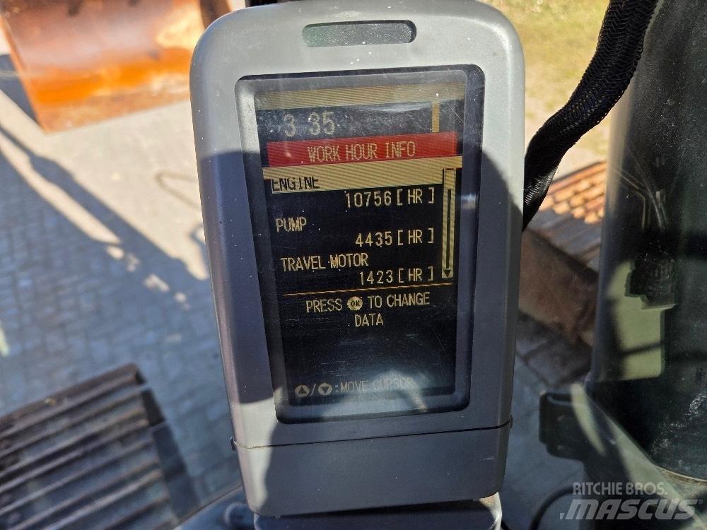 CAT 324DL Excavatoare pe șenile
