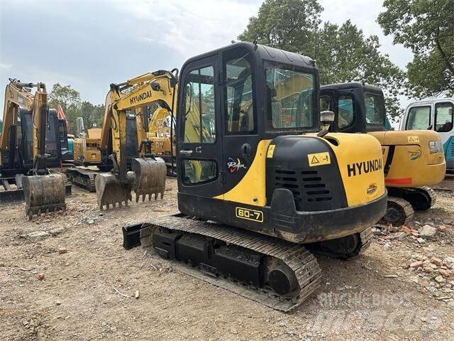 Hyundai R60-7 Excavatoare pe șenile
