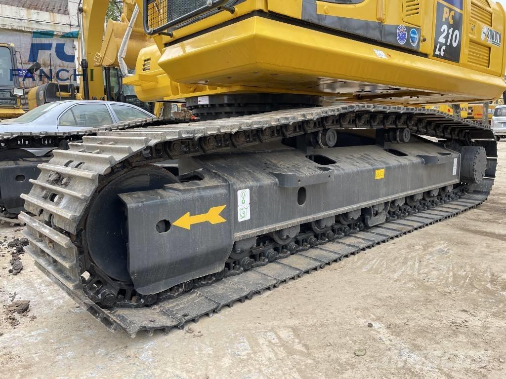 Komatsu PC 210 LC Excavatoare pe șenile
