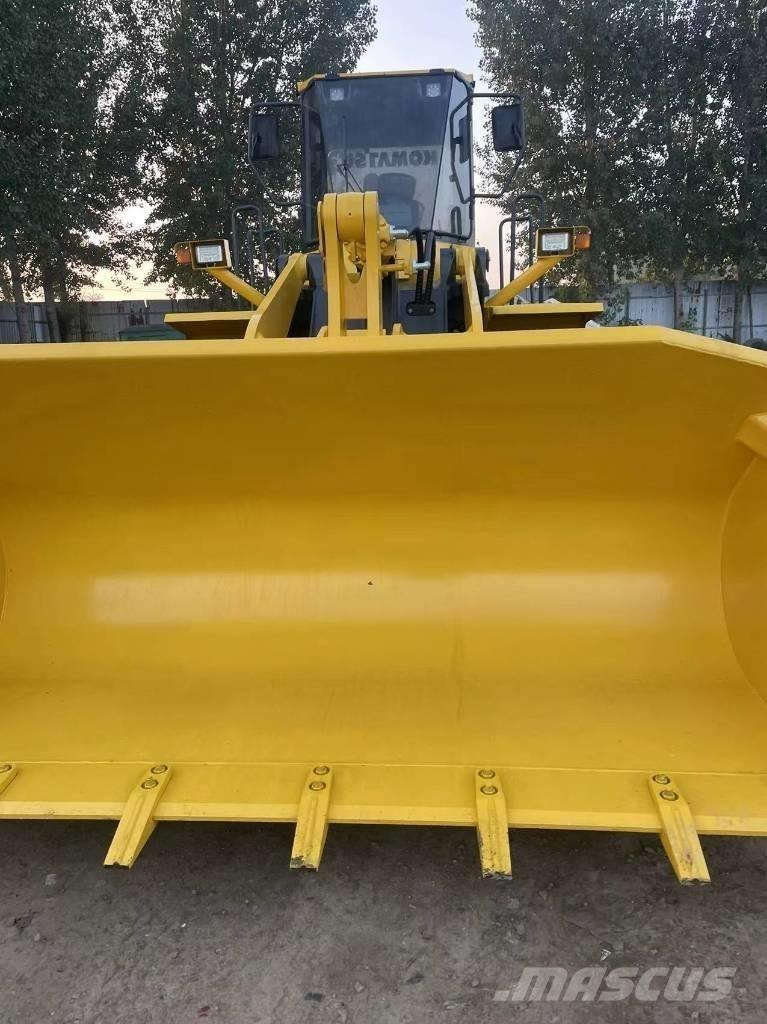 Komatsu WA 380 Incarcator pe pneuri