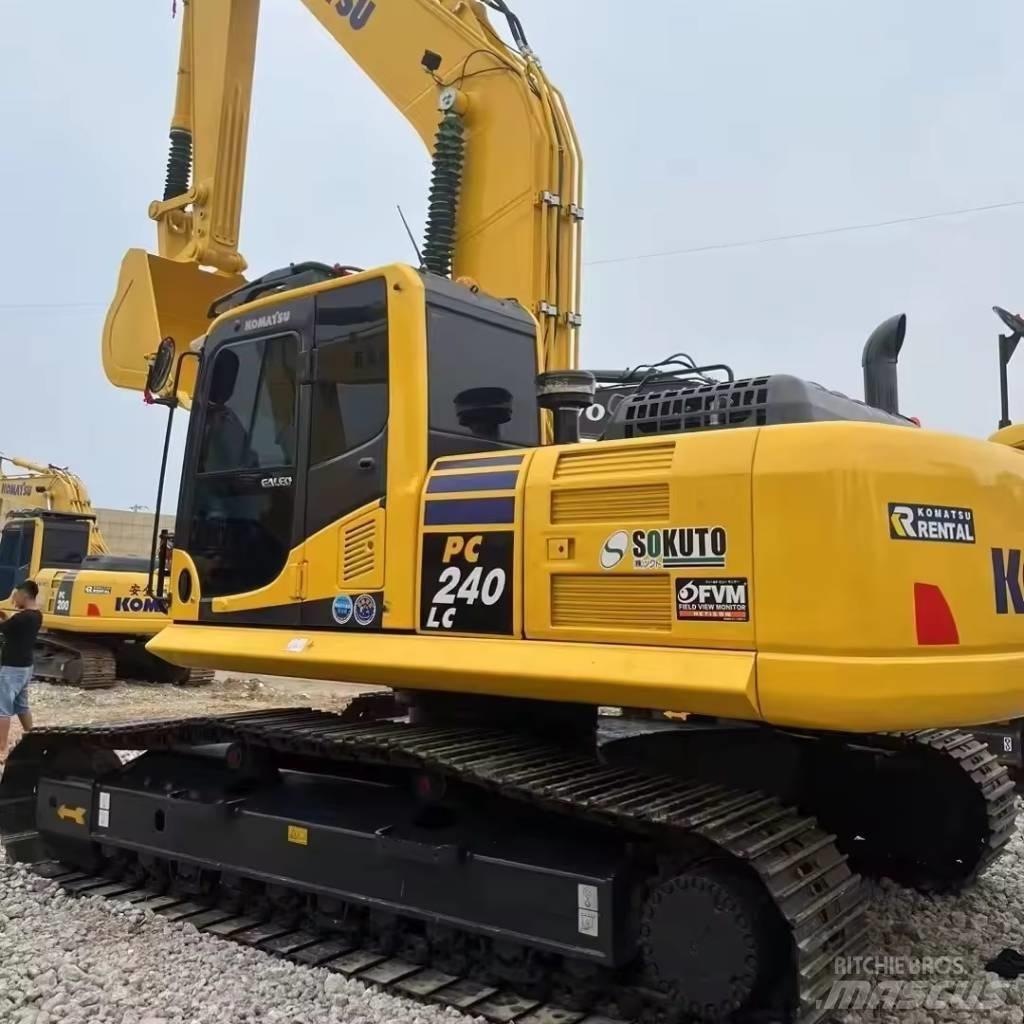 Komatsu PC 240 Excavatoare pe șenile
