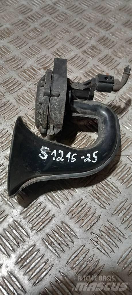Scania R 4401936103 Cabine si interior