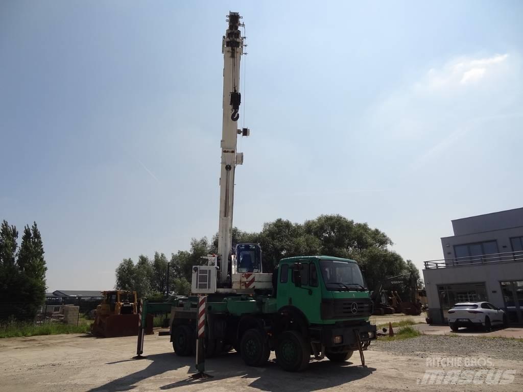 Liebherr LTF1040 Macara pentru orice teren