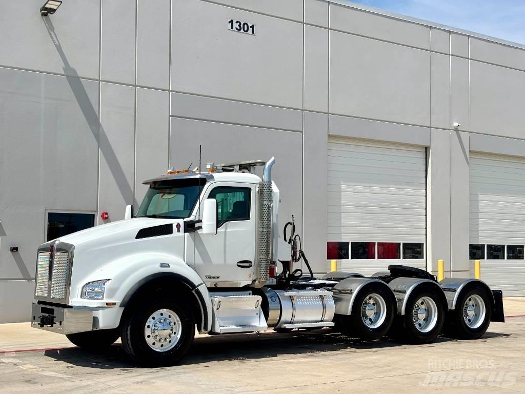 Kenworth T 880 Autotractoare