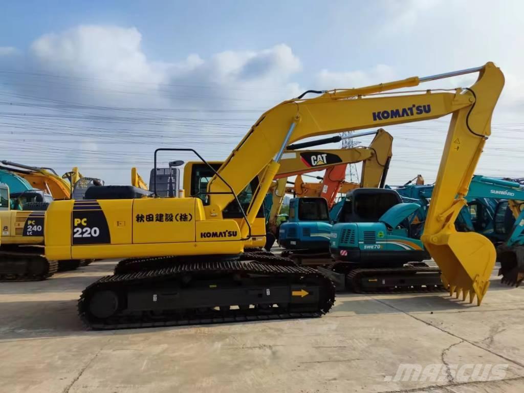 Komatsu PC 220 Excavatoare pe șenile
