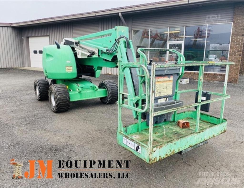 JLG 450 AJ Nacele cu brat articulat