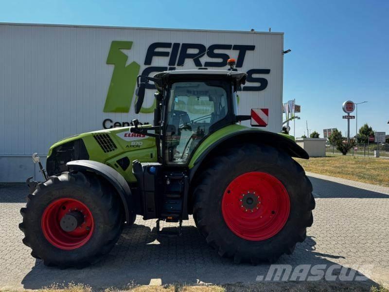 CLAAS AXION 870 Tractoare