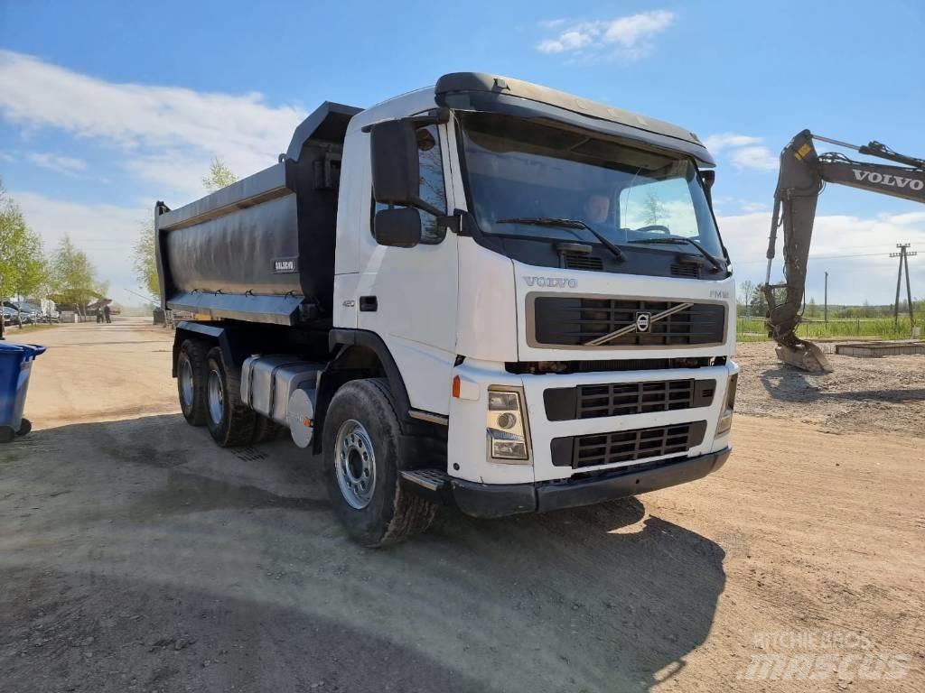 Volvo FM420 6x4 Camion cu incarcator