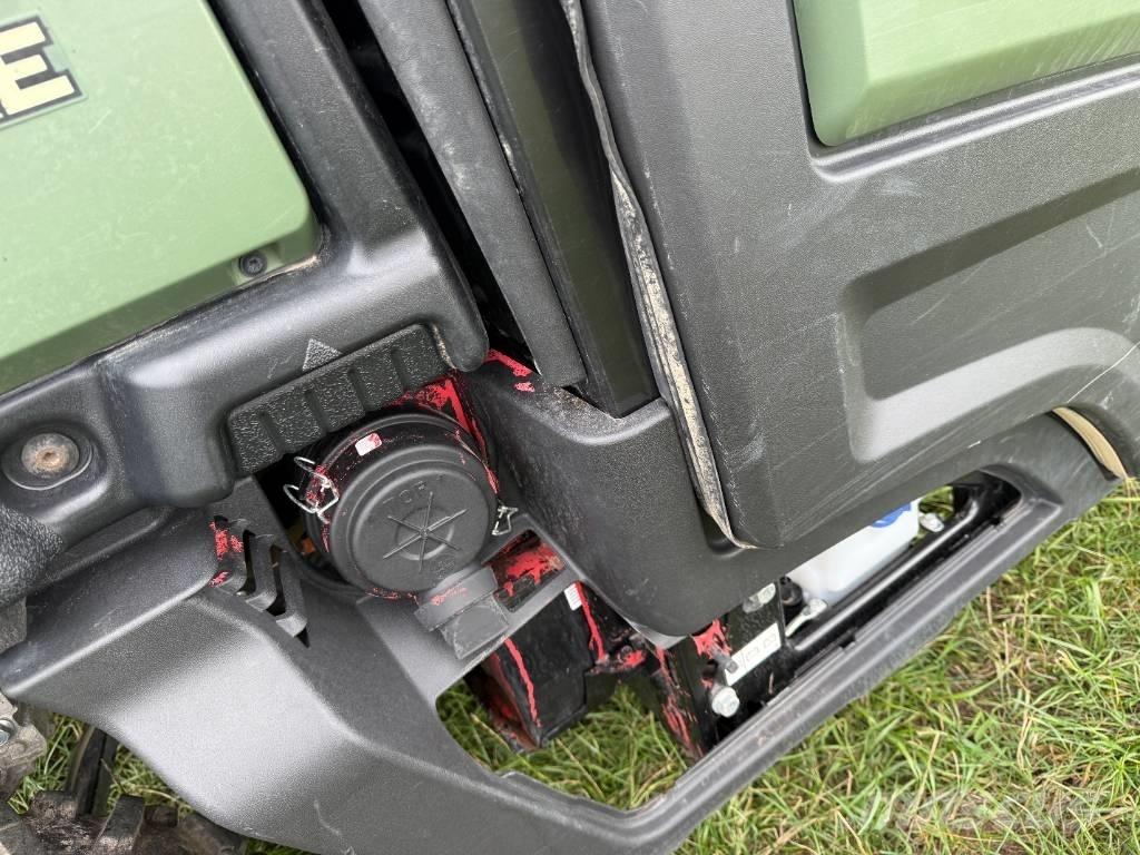 John Deere XUV 865 Masini utilitare