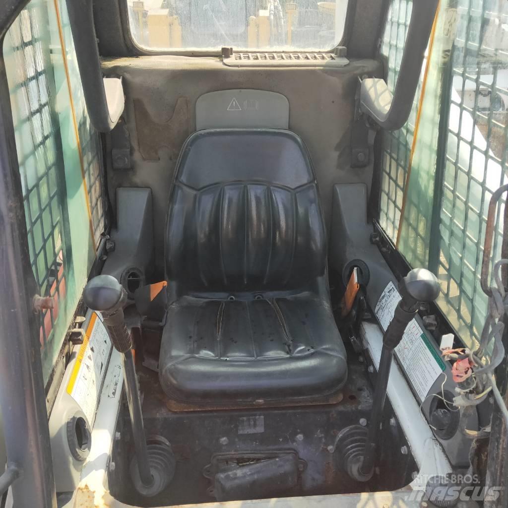 Bobcat S300 Mini incarcator