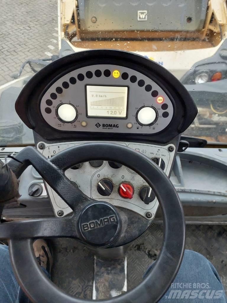 Bomag BW 161 AD-5 Cilindri compactori dubli