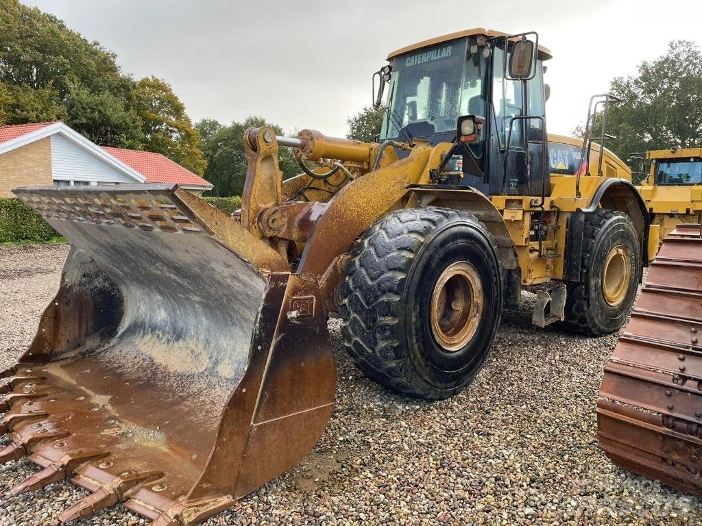 CAT 966H Incarcator pe pneuri