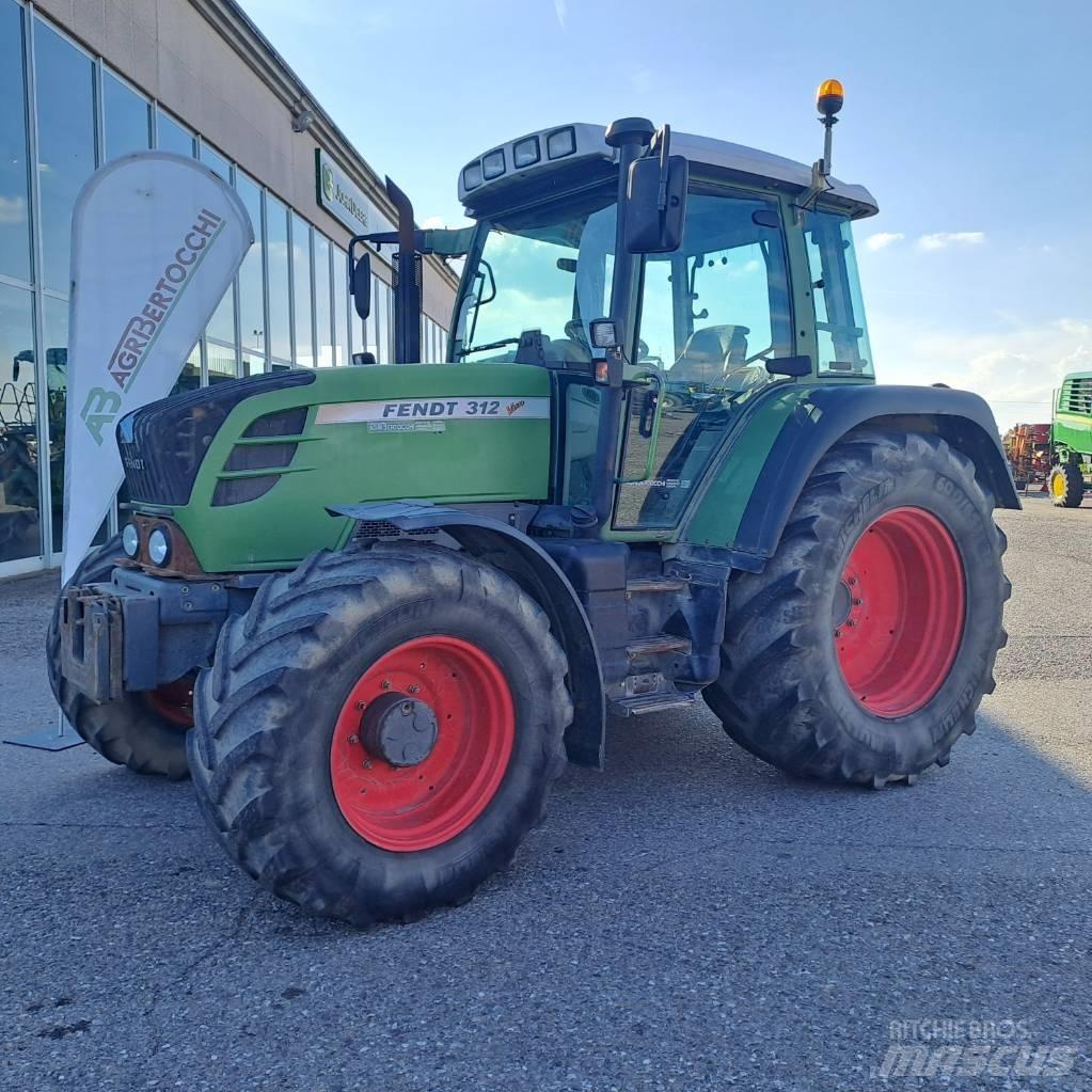 Fendt 312 Vario Tractoare