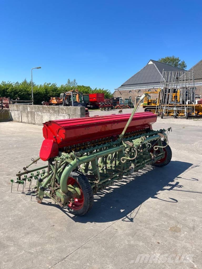 Nodet Zaaimachine Perforatoare