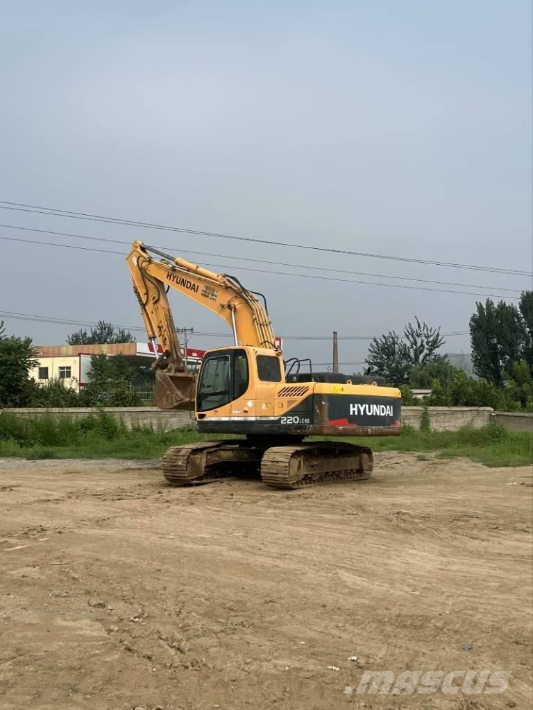 Hyundai R220-9S Excavatoare pe șenile
