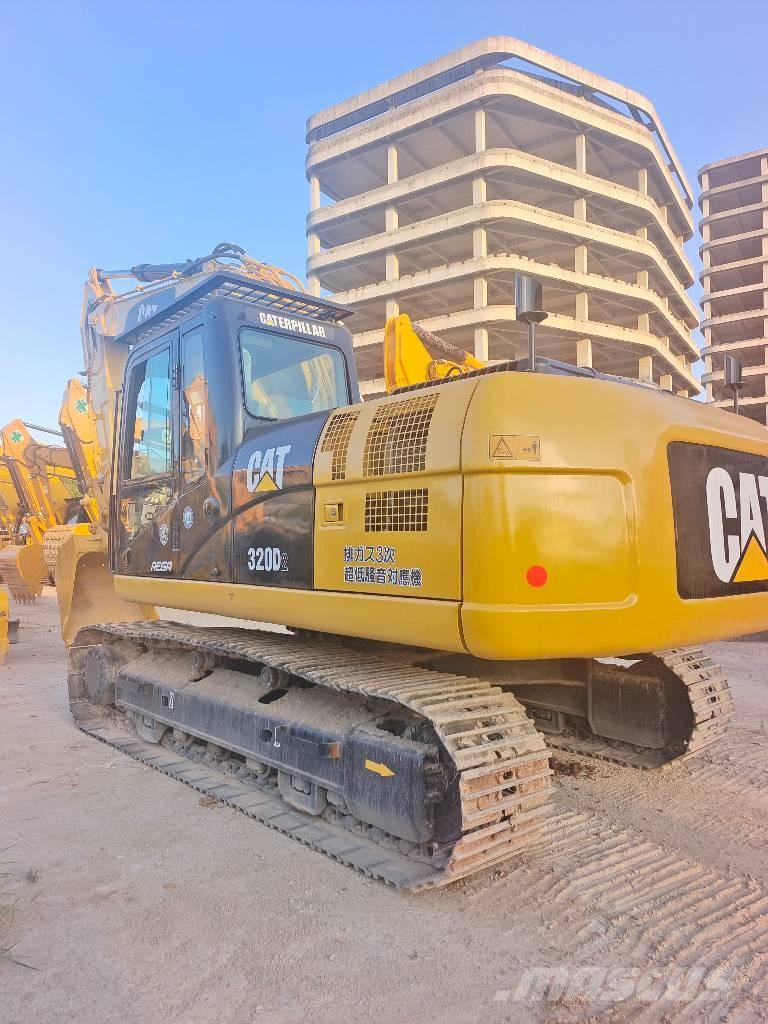 CAT 320 D Excavatoare pe șenile
