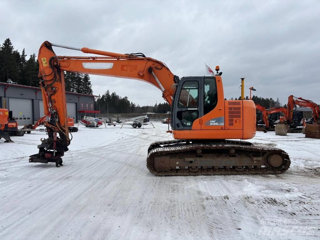 Doosan DX225 LC R Excavatoare pe șenile
