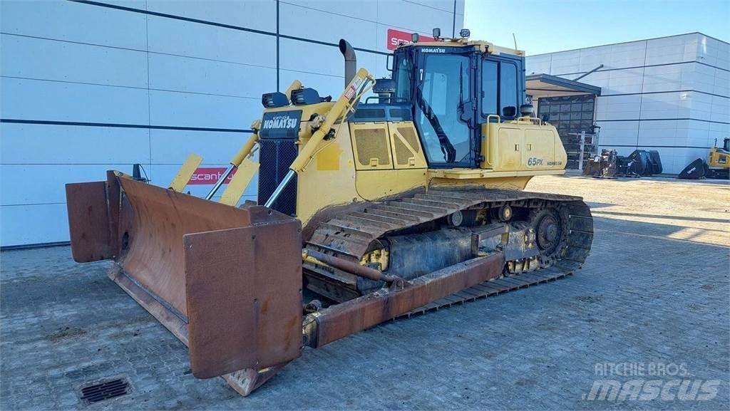Komatsu D65PX-18 Buldozere pe senile