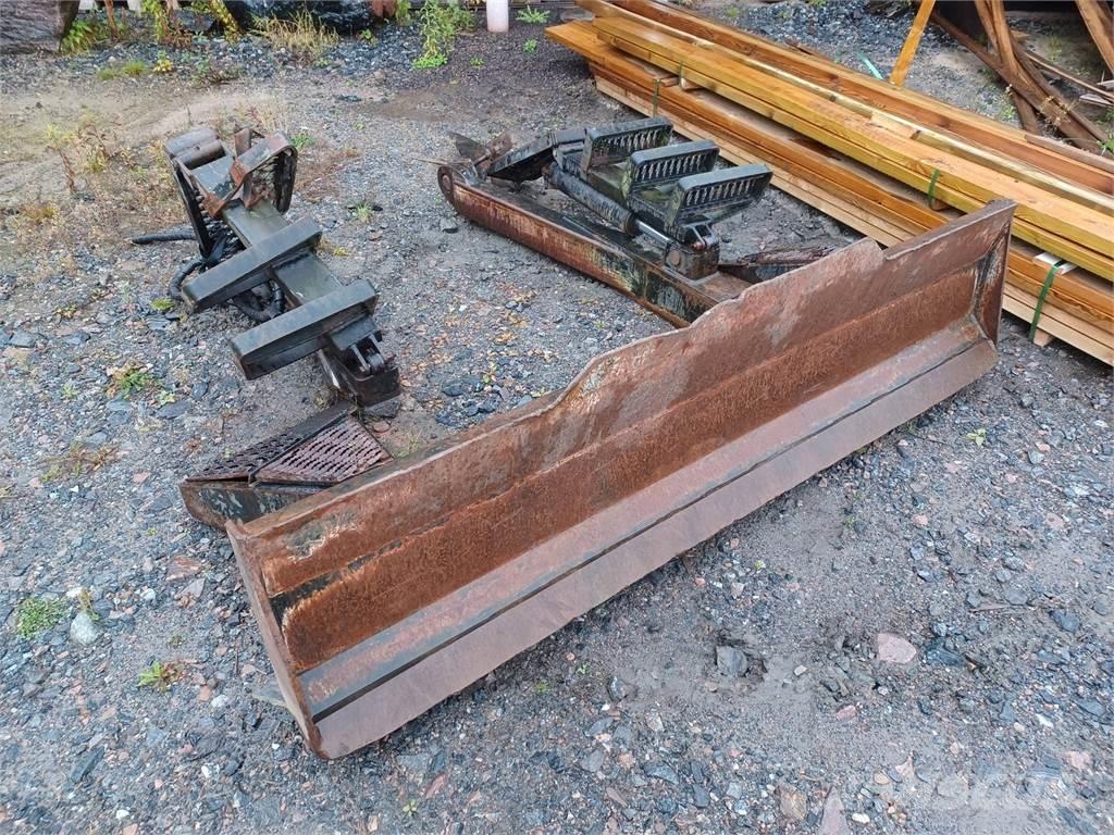 Valmet 890 Alte componente